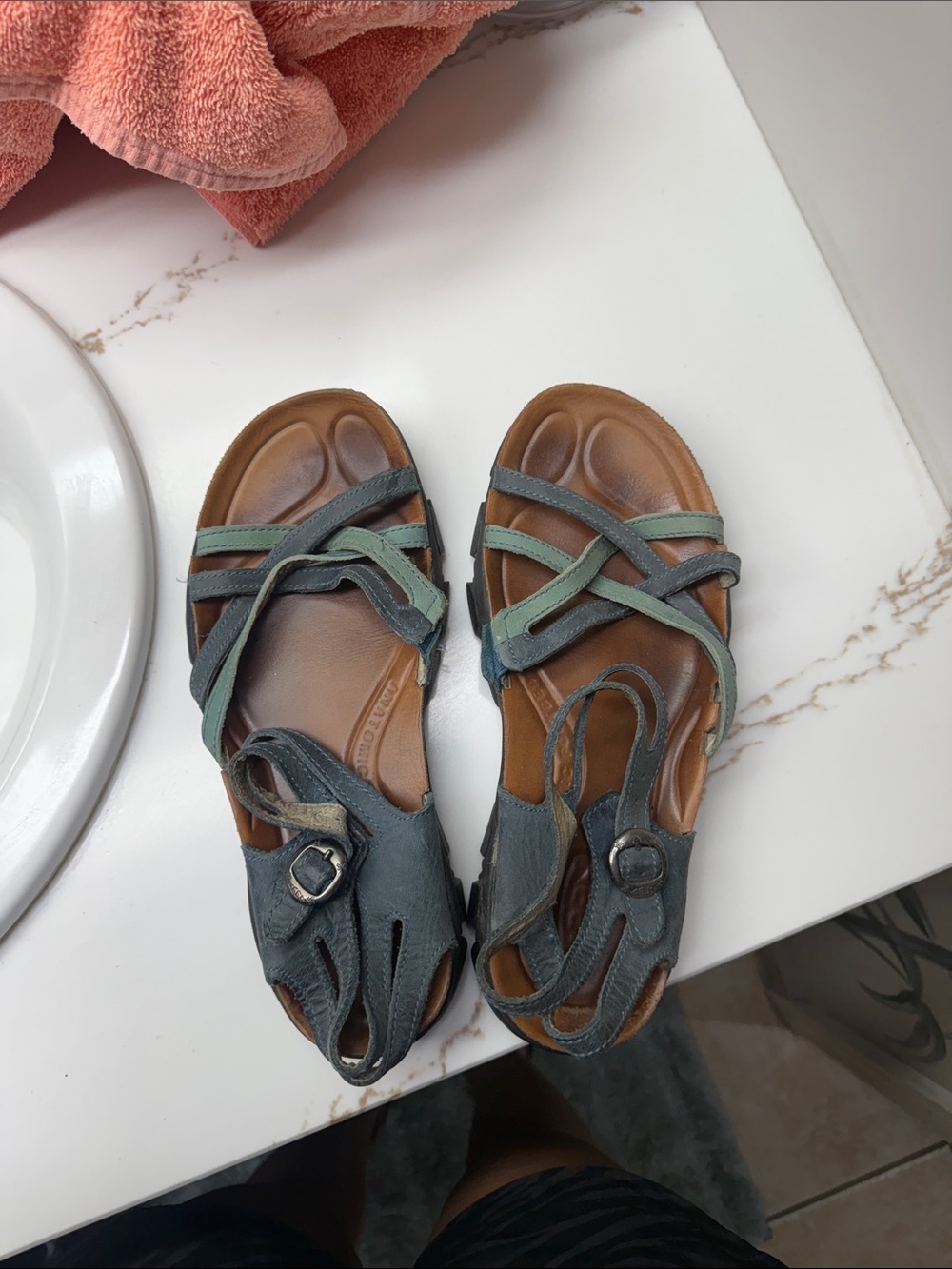 Keen Women’s Strappy Sandal in Teal and Gray